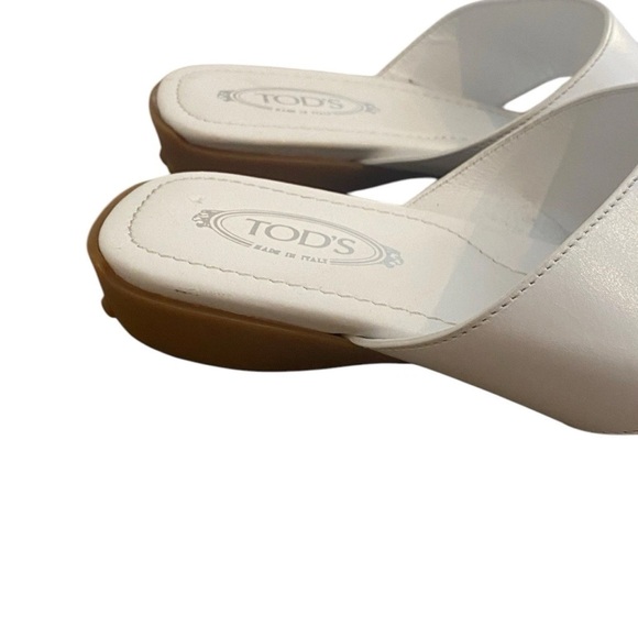 Tod’s Womens White Leather Thong Sandals Size 7.5 Summer Luxury Beach Vacation - Picture 5 of 10